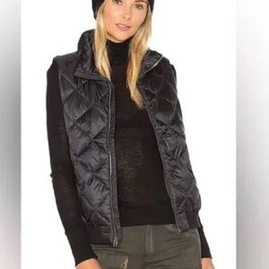 Patagonia bomber vest size L black